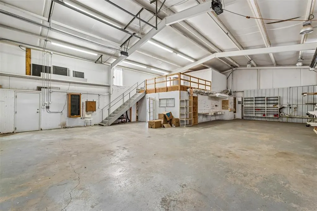Photo 30 — 2109 NE 14th Street, Moore, OK 73160