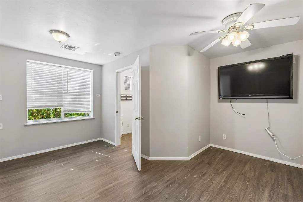 Photo 36 — 2109 NE 14th Street, Moore, OK 73160