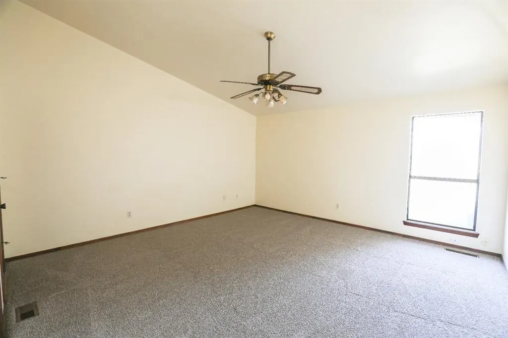 Photo 13 — 1321 Harding Avenue, Edmond, OK 73034
