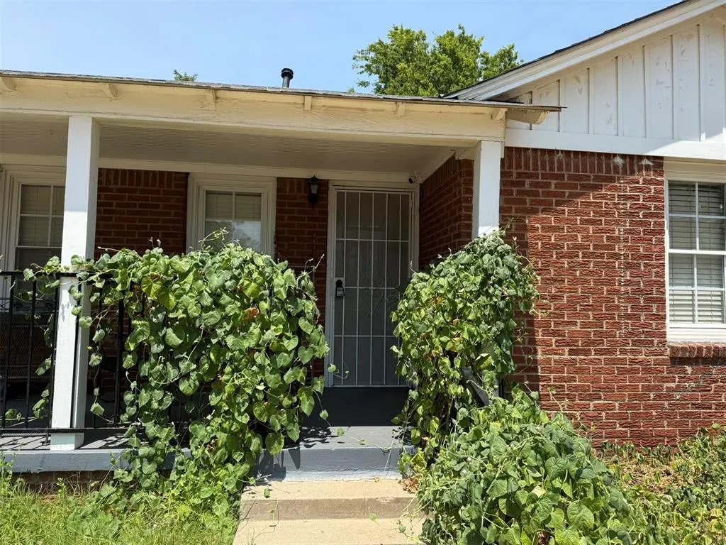 Photo 3 — 1241 NW 94th Street, Oklahoma City, OK 73114