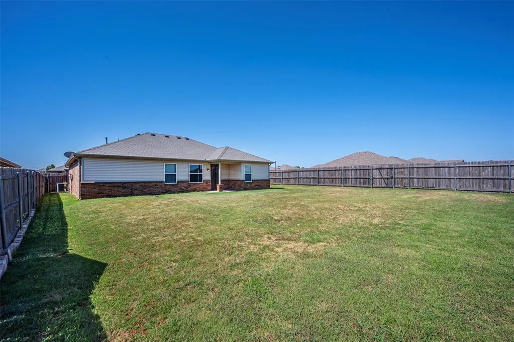 Photo 21 — 11713 NW 131st Street, Piedmont, OK 73078