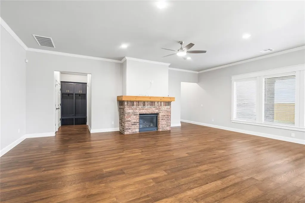 Photo 9 — 300 Bray Lane, Yukon, OK 73099