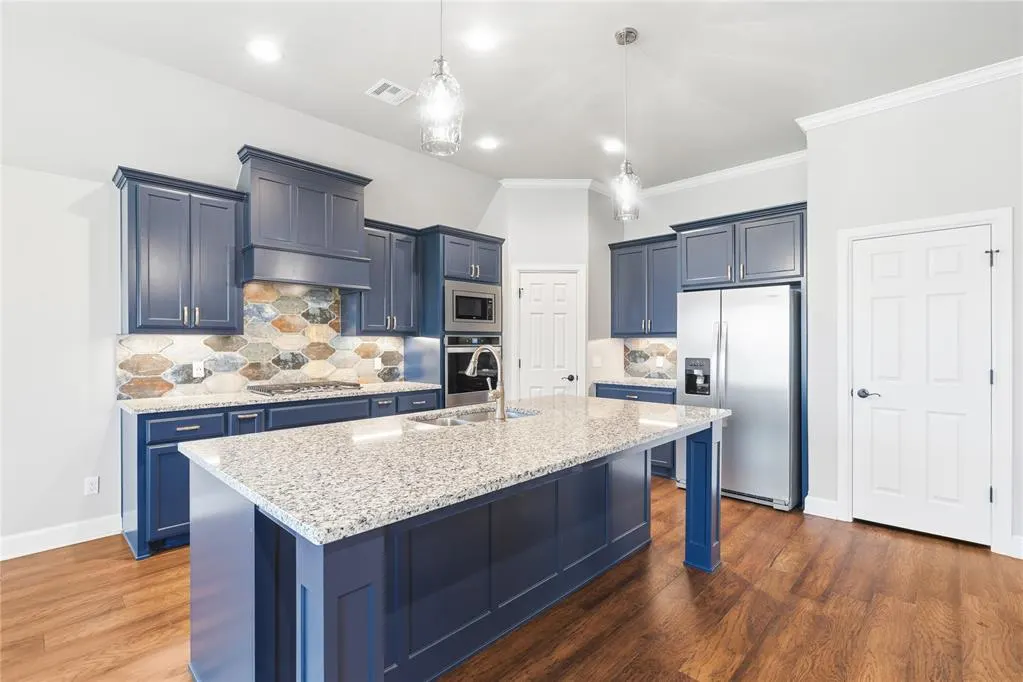 Photo 13 — 300 Bray Lane, Yukon, OK 73099