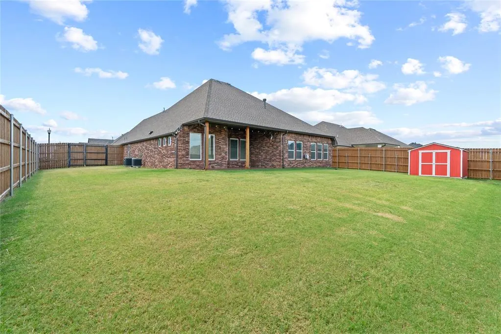 Photo 43 — 300 Bray Lane, Yukon, OK 73099