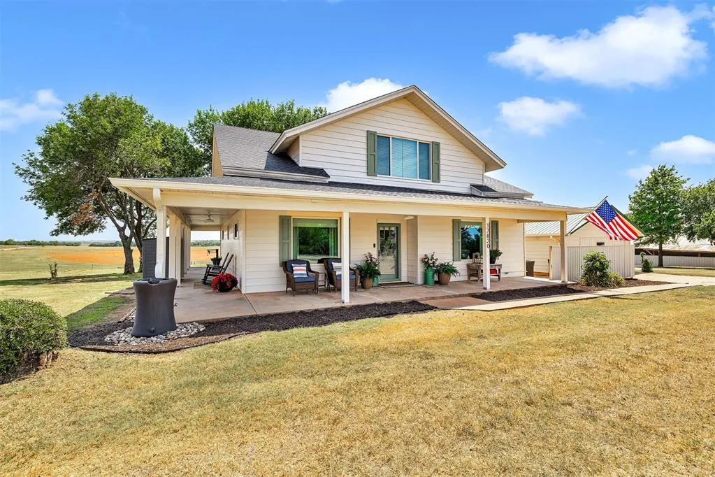 Front exterior — 17820 State Highway 59, Lindsay, OK 73052
