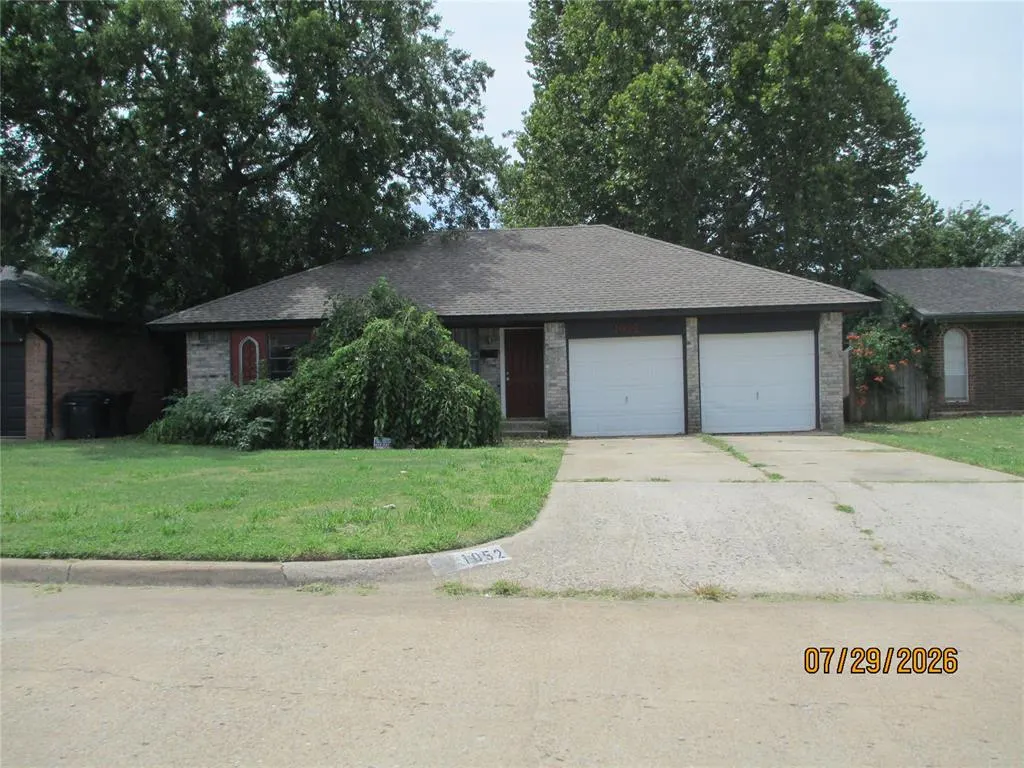 Front exterior — 1052 NW 7th Place, Oklahoma City, OK 73160