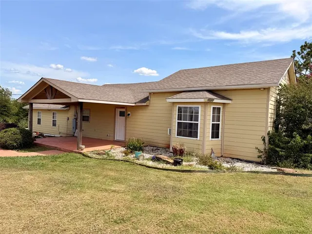 Photo 3 — 35763 Leo Road, Asher, OK 74826