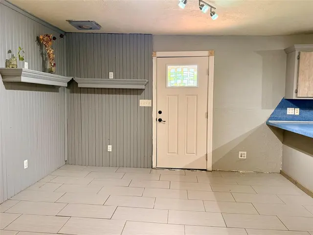 Photo 5 — 35763 Leo Road, Asher, OK 74826