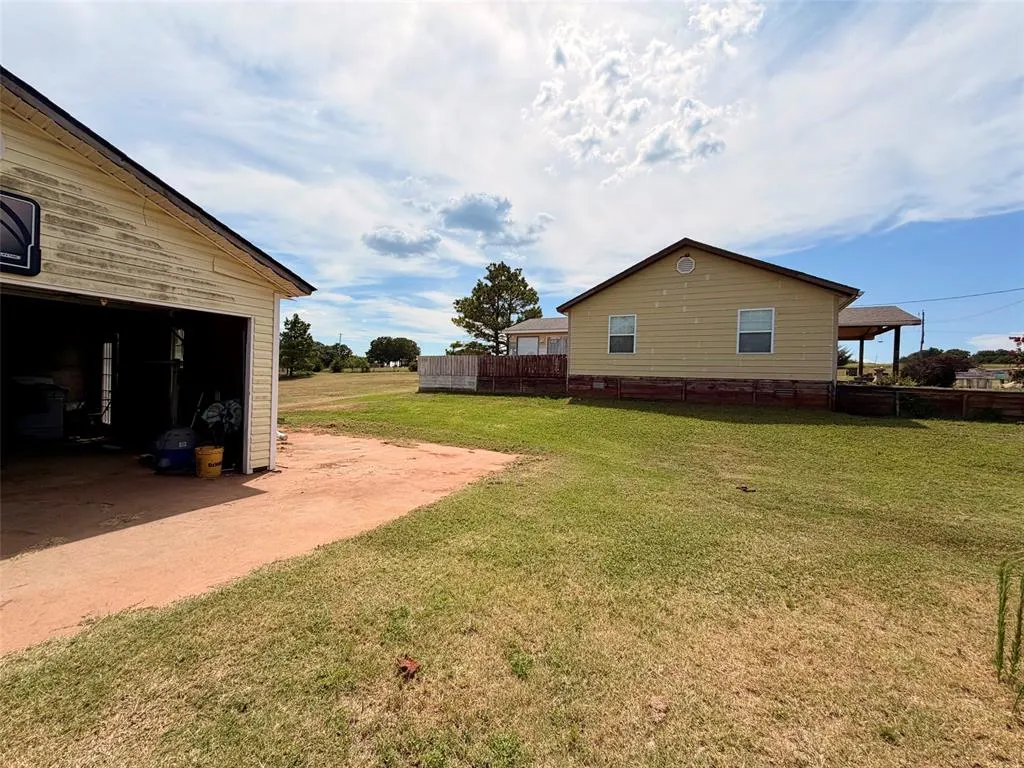 Photo 40 — 35763 Leo Road, Asher, OK 74826