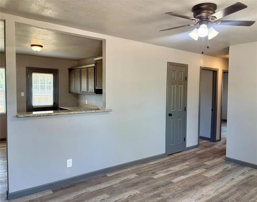 Photo 4 — 1012 N York Street, Altus, OK 73521