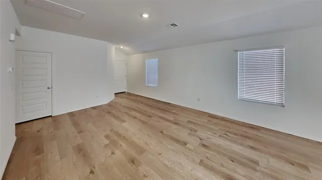 Photo 7 — 3509 Maggie Road, Mustang, OK 73064