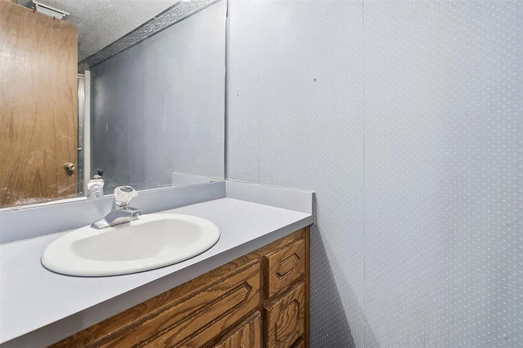 Photo 25 — 75 Cherry Street, Healdton, OK 73438