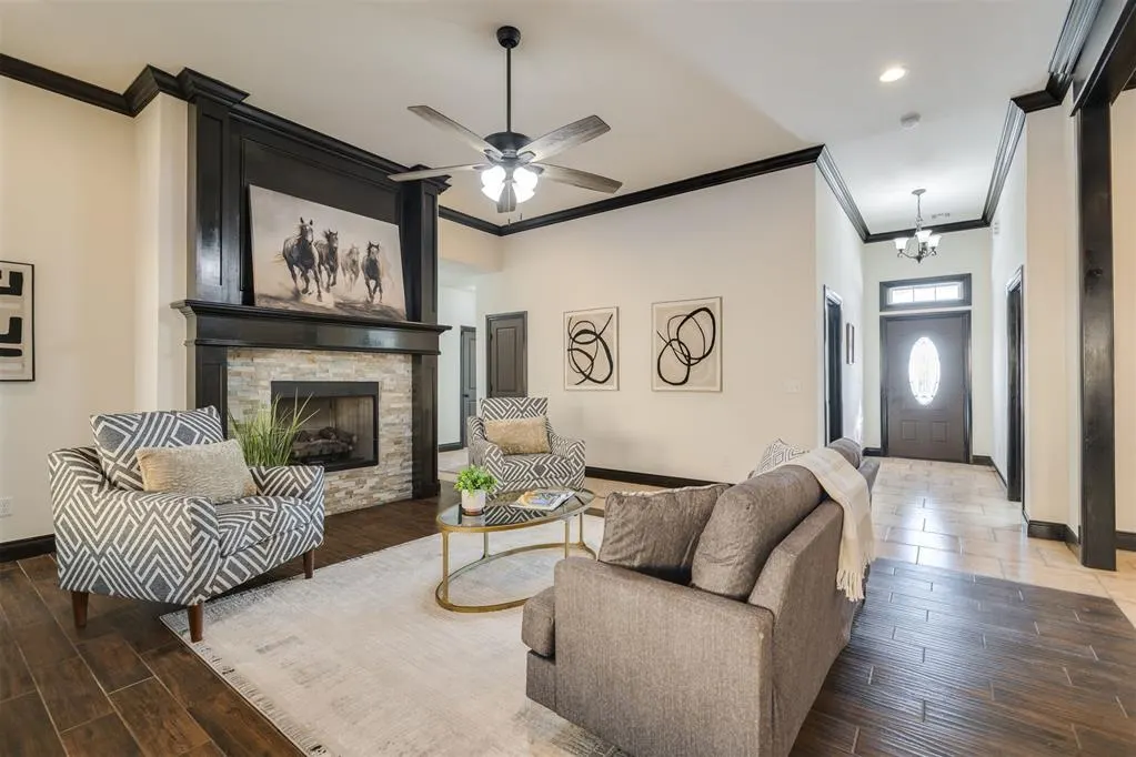 Photo 6 — 2313 E Kellan Court Terrace, Mustang, OK 73064