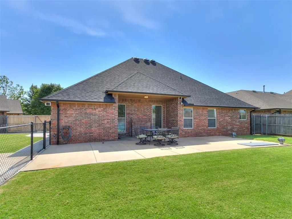 Photo 42 — 12201 Heathfield Lane, Oklahoma City, OK 73173
