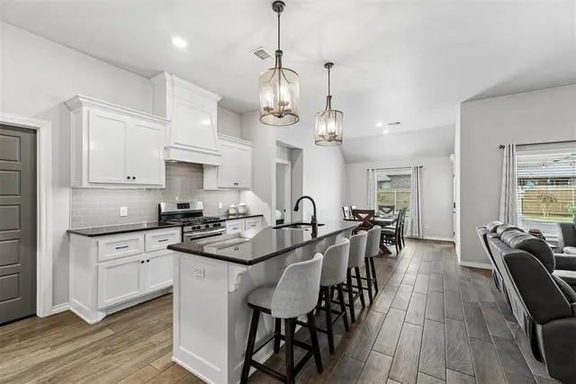 Photo 4 — 9040 NW 119th Street, Yukon, OK 73099