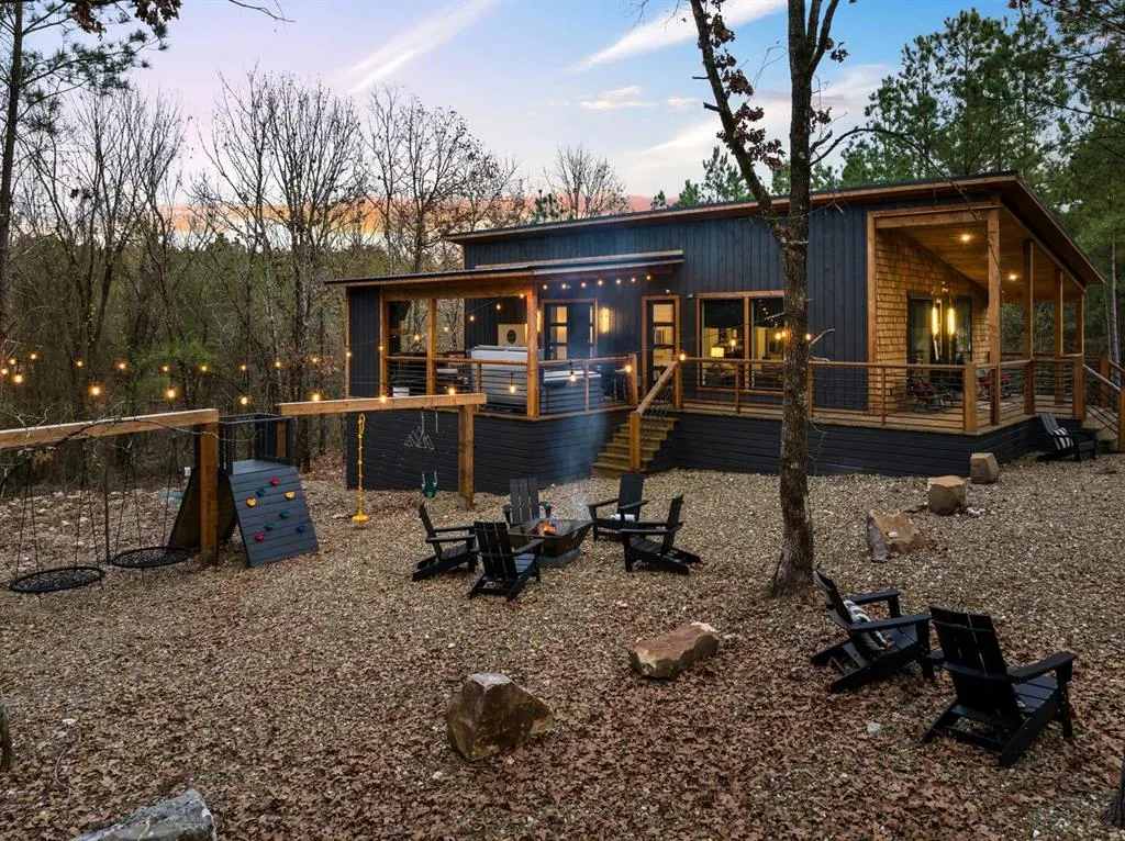 Front exterior — 20 Alder Trail, Broken Bow, OK 74728