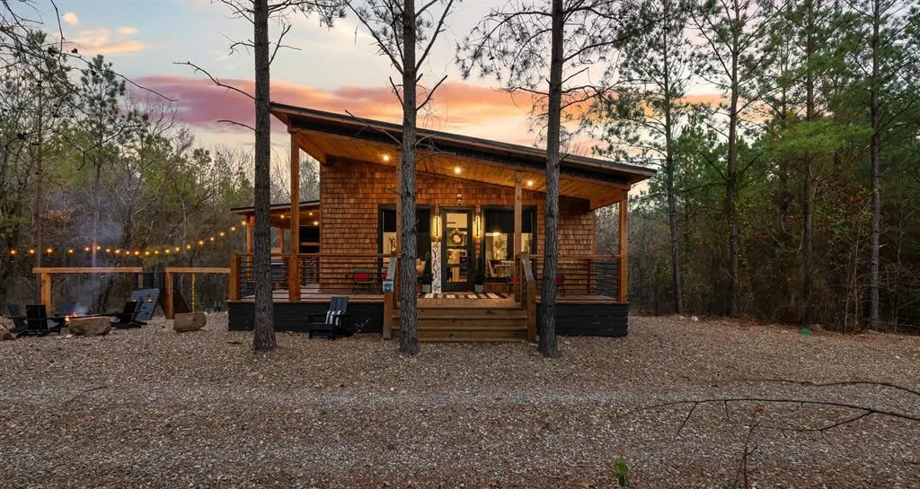 Photo 2 — 20 Alder Trail, Broken Bow, OK 74728