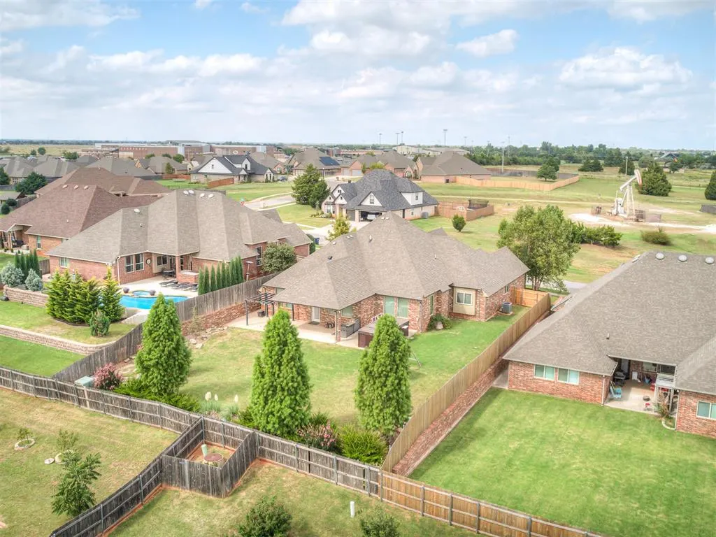 Photo 43 — 1800 NW 198th Street, Edmond, OK 73012