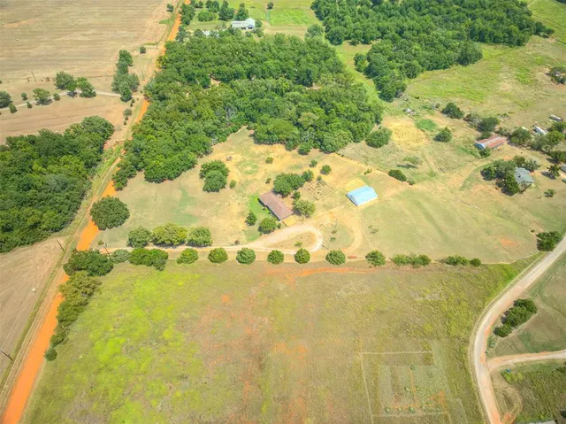 Photo 5 — 16627 W Forrest Hills Road, Cashion, OK 73016