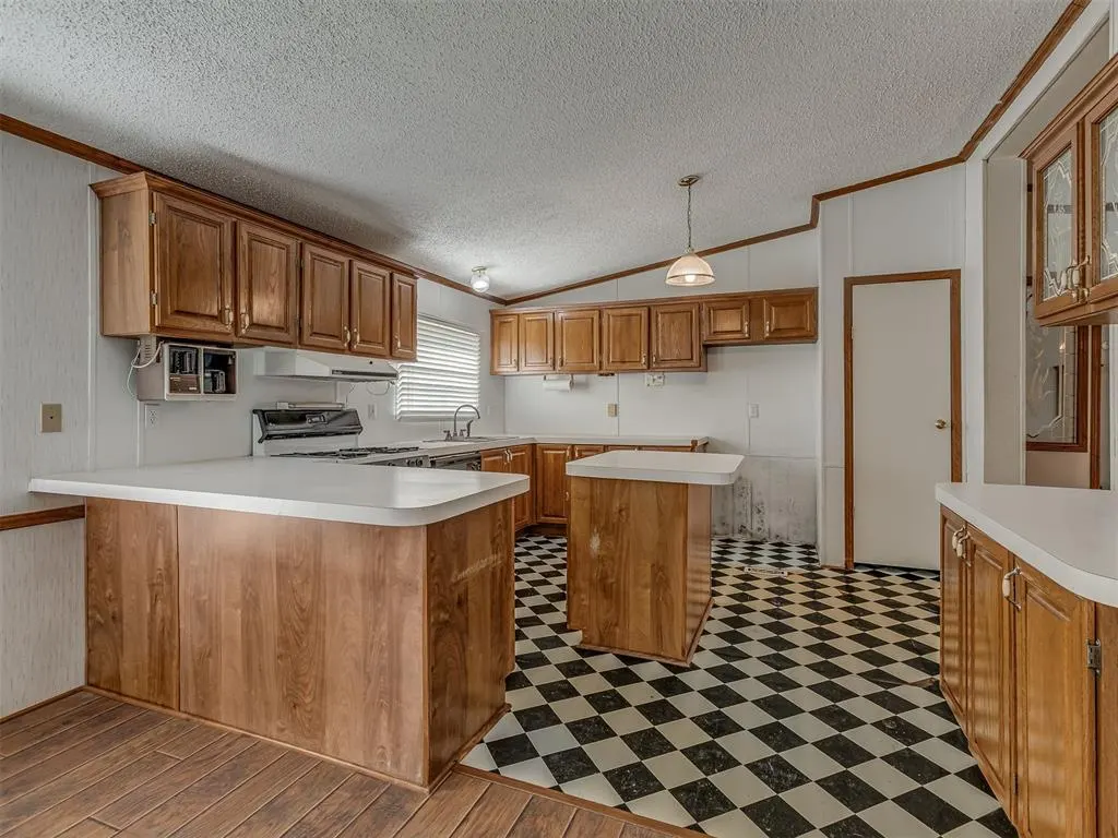 Photo 6 — 16099 Rolling Hills Road 1/2, Yukon, OK 73099