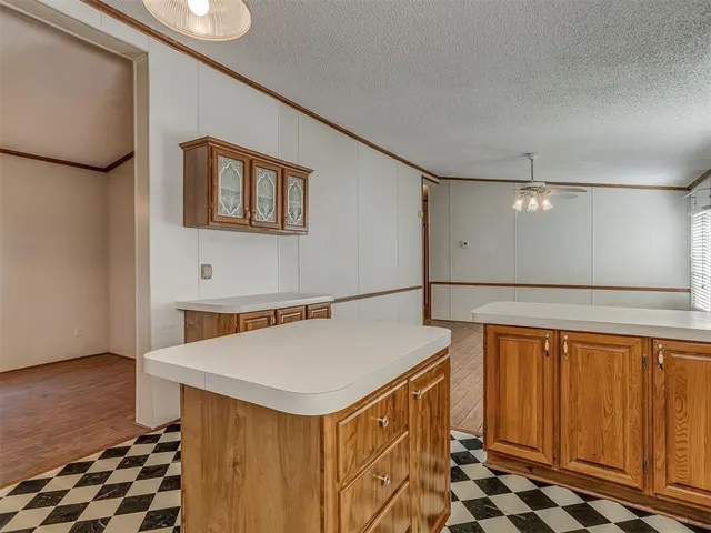 Photo 8 — 16099 Rolling Hills Road 1/2, Yukon, OK 73099