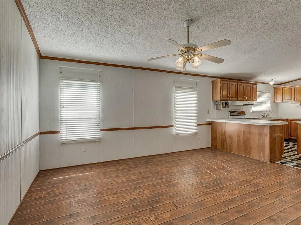 Photo 11 — 16099 Rolling Hills Road 1/2, Yukon, OK 73099