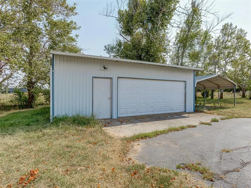 Photo 36 — 16099 Rolling Hills Road 1/2, Yukon, OK 73099