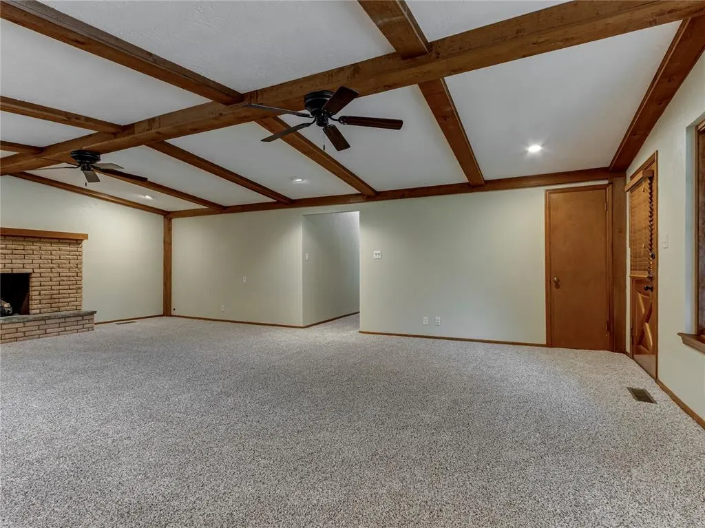 Photo 10 — 3555 E Imhoff Road, Norman, OK 73026