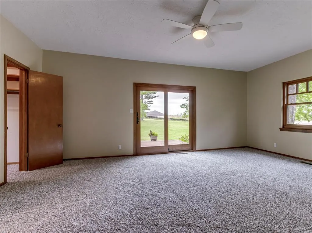 Photo 19 — 3555 E Imhoff Road, Norman, OK 73026