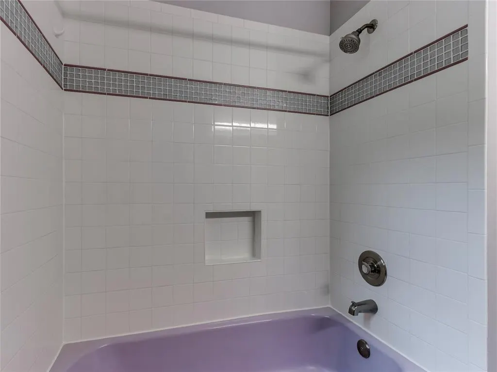 Photo 32 — 3555 E Imhoff Road, Norman, OK 73026