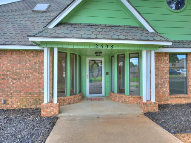 Photo 3 — 2608 SW 107th Street, Oklahoma City, OK 73170