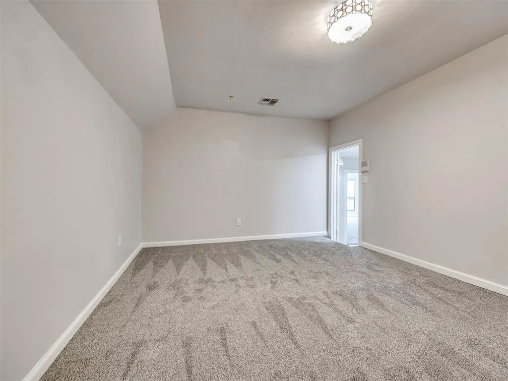 Photo 32 — 2608 SW 107th Street, Oklahoma City, OK 73170