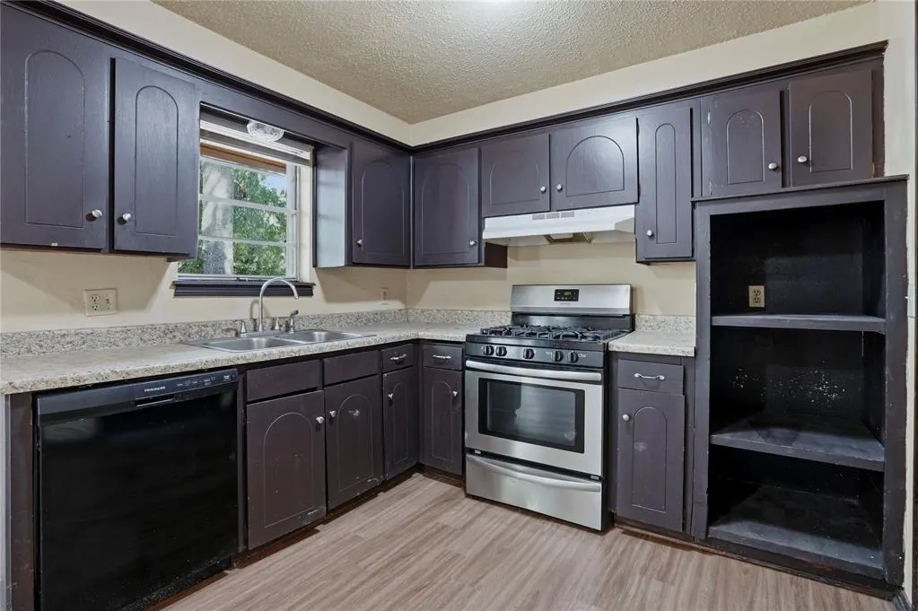 Photo 11 — 5217 Brookdale Drive, Oklahoma City, OK 73135
