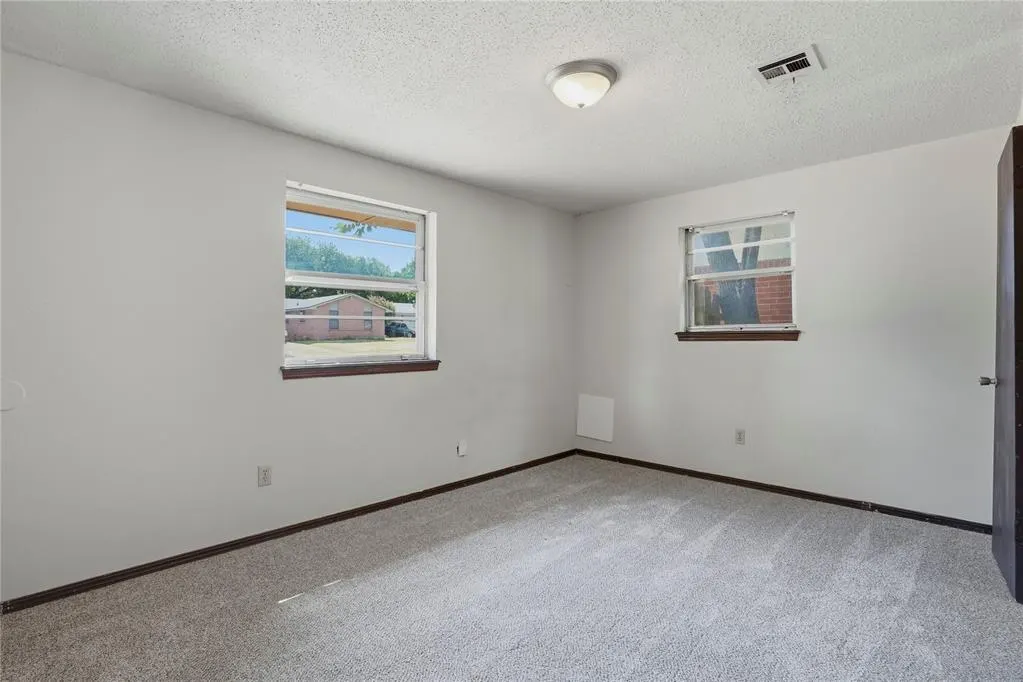 Photo 15 — 5217 Brookdale Drive, Oklahoma City, OK 73135
