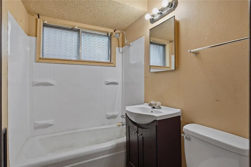 Photo 18 — 5217 Brookdale Drive, Oklahoma City, OK 73135
