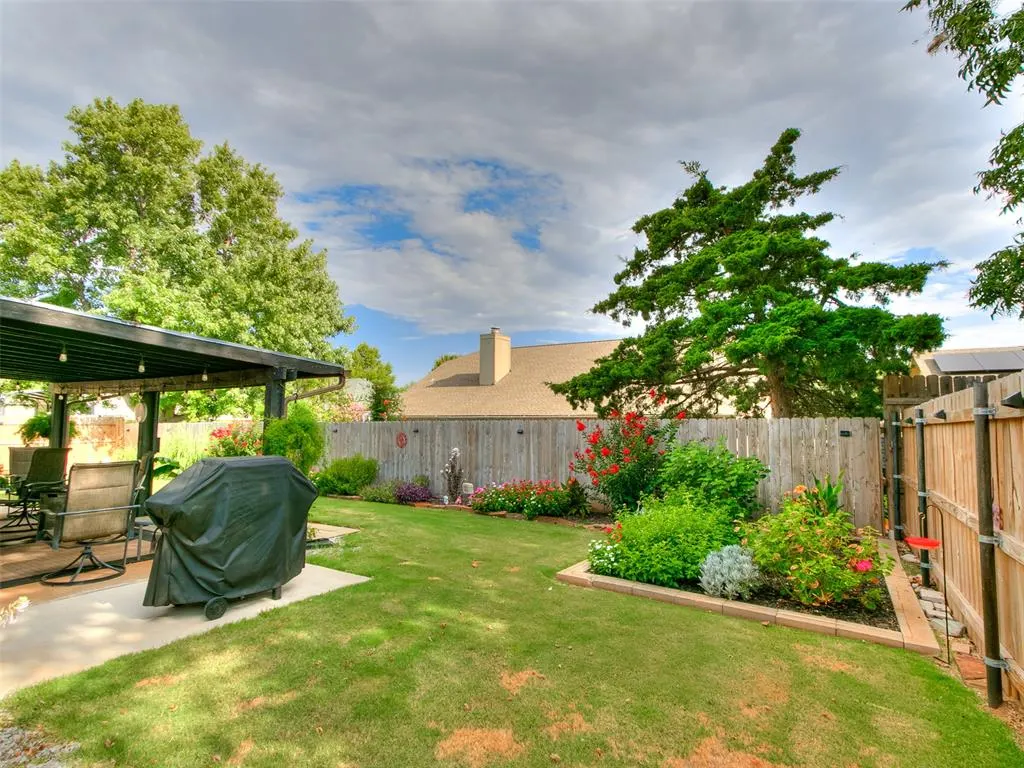 Photo 5 — 7921 NW 101st Street, Oklahoma City, OK 73162
