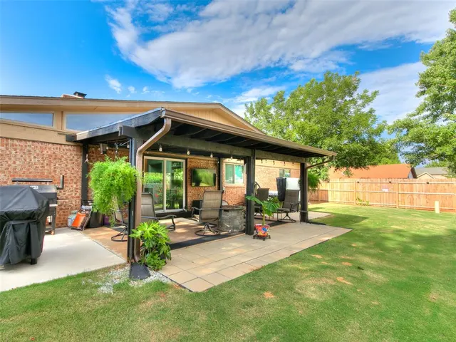 Photo 7 — 7921 NW 101st Street, Oklahoma City, OK 73162