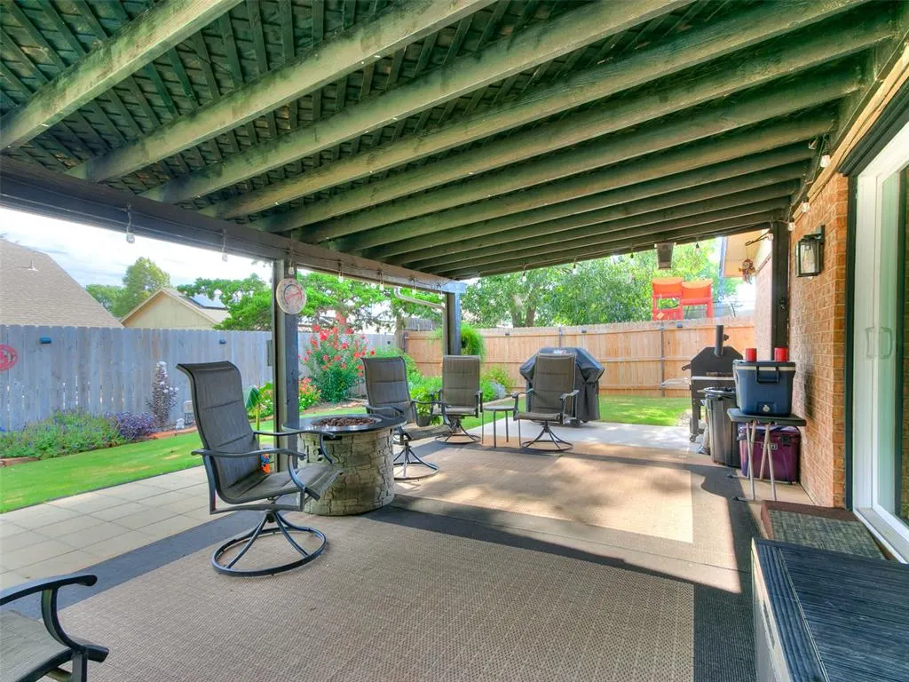 Photo 11 — 7921 NW 101st Street, Oklahoma City, OK 73162