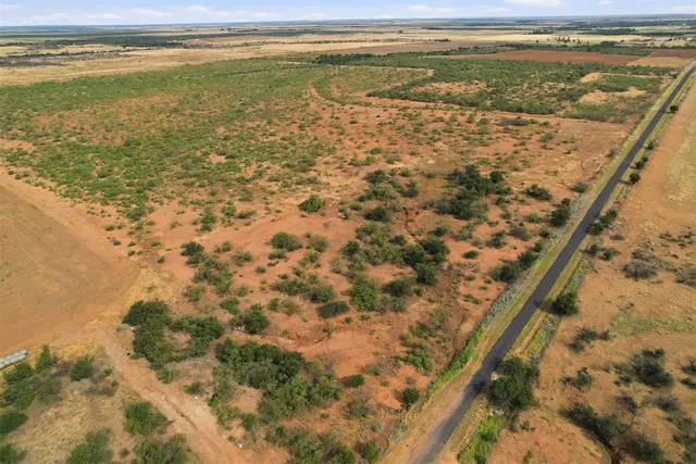 Photo 7 — 1850 N County Road, Eldorado, OK 73537