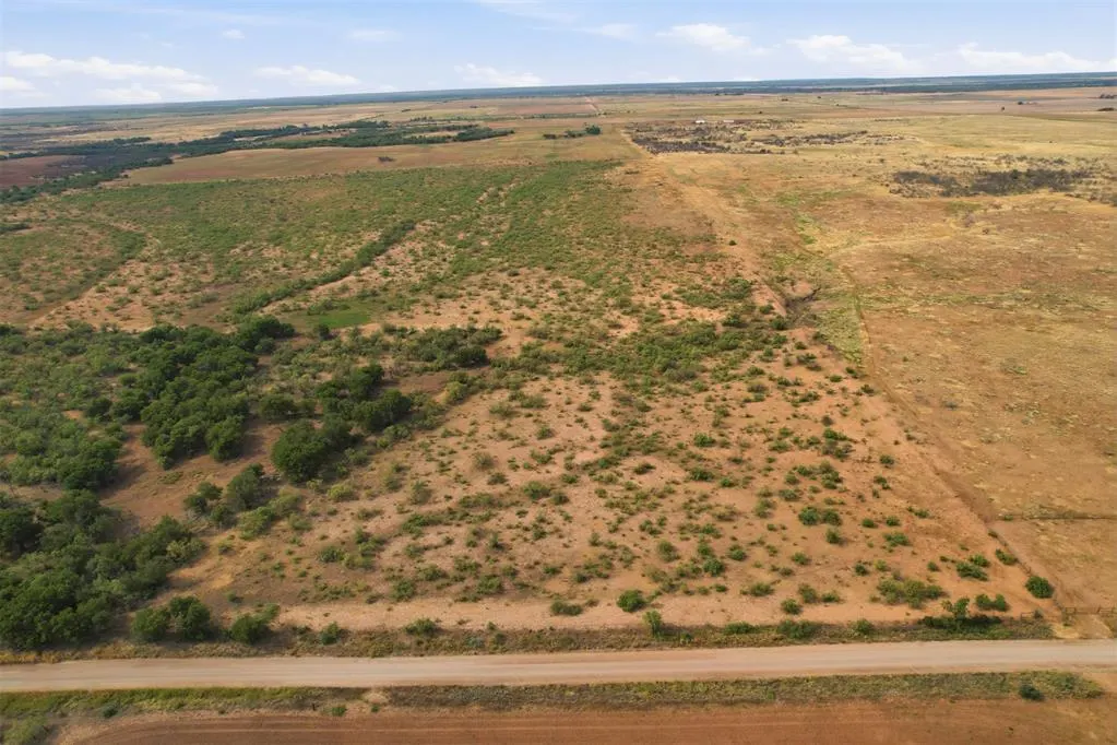 Photo 17 — 1850 N County Road, Eldorado, OK 73537