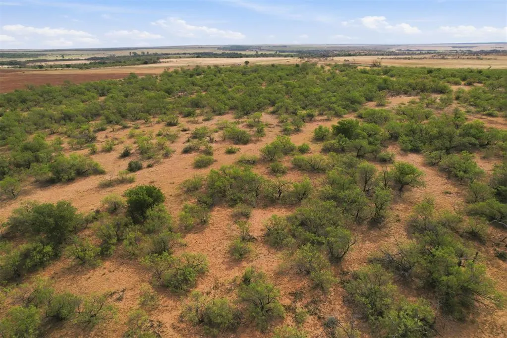 Photo 25 — 1850 N County Road, Eldorado, OK 73537