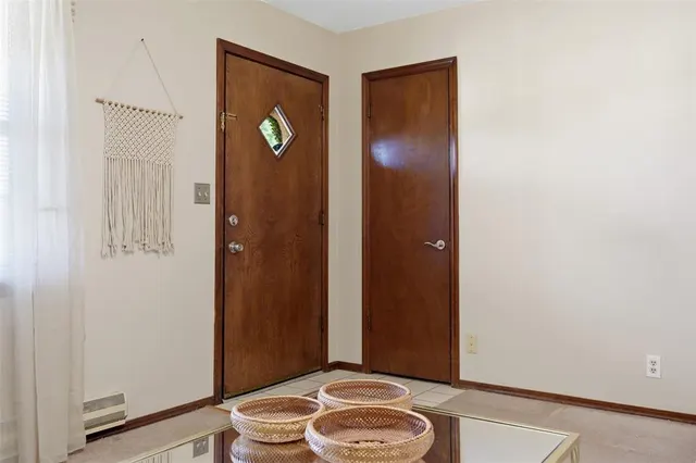 Photo 8 — 411 S Brookview Lane, Mustang, OK 73064