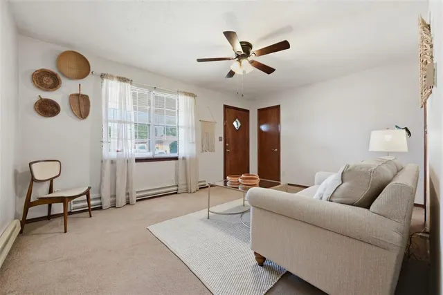 Photo 2 — 411 S Brookview Lane, Mustang, OK 73064