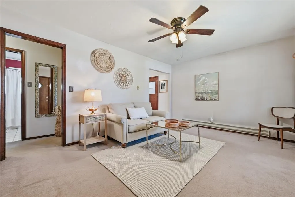 Photo 9 — 411 S Brookview Lane, Mustang, OK 73064