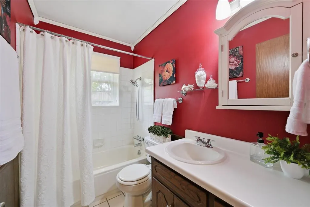 Photo 19 — 411 S Brookview Lane, Mustang, OK 73064