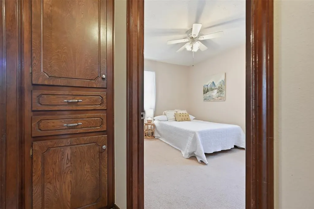 Photo 4 — 411 S Brookview Lane, Mustang, OK 73064