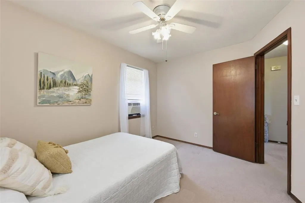 Photo 22 — 411 S Brookview Lane, Mustang, OK 73064