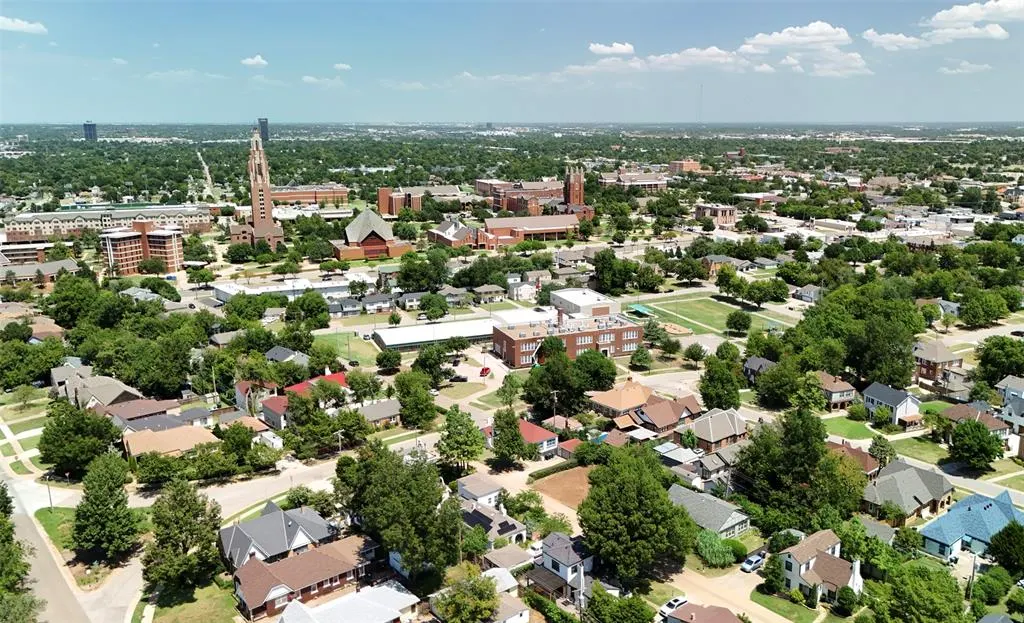 Photo 13 — 2116 Carey Place, Oklahoma City, OK 73106