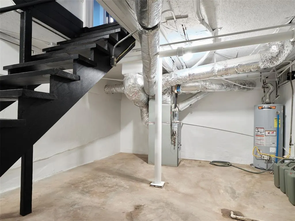 Photo 37 — 2103 Carey Place, Oklahoma City, OK 73106