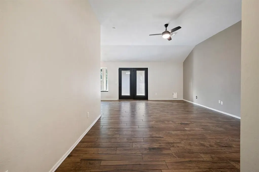 Photo 7 — 401 Tecumseh Meadows Court, Norman, OK 73069